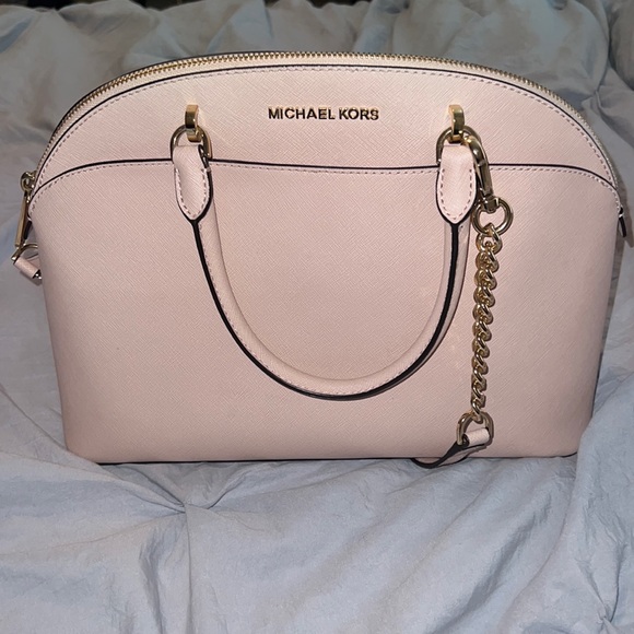 Michael Kors Handbags - Light pink Michael kors purse